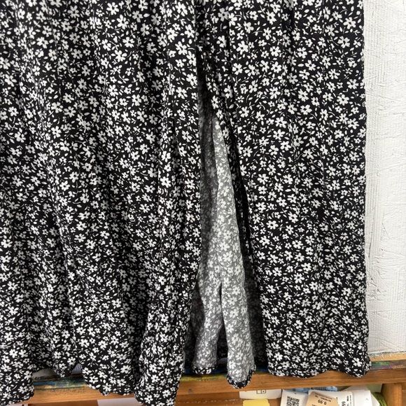 American Eagle Outfitters Black and White Square Neck Sundress Front Slit M 90s - Picture 10 of 11